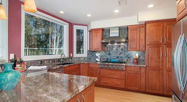 Photo of 2972 Wintergreen Dr, Carlsbad, CA 92008