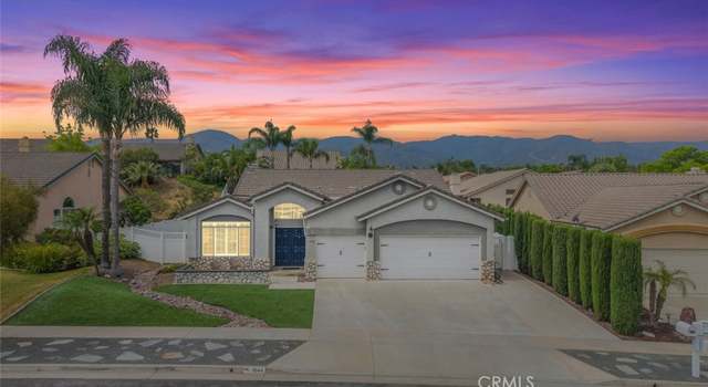 Photo of 1044 Shadow Crest Cir, Corona, CA 92881