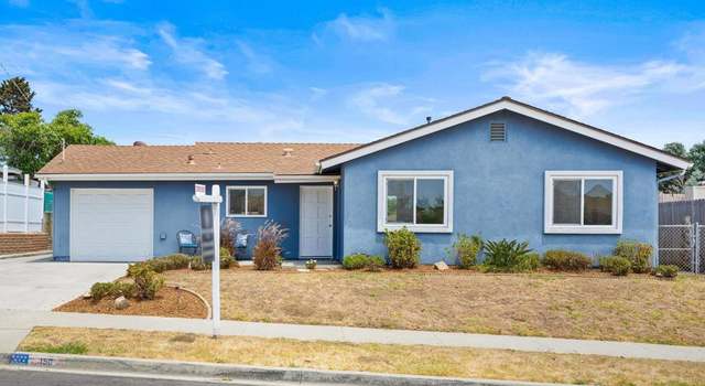 Photo of 150 Edgewood Dr, Oceanside, CA 92054