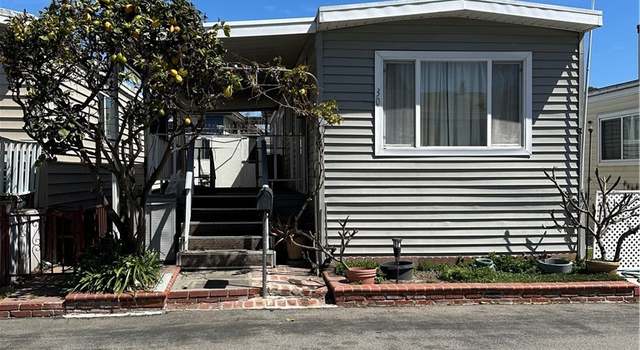 Photo of 30 Welcome Ln, Seal Beach, CA 90740