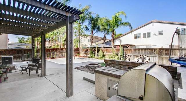 Photo of 7154 Meadow Rdg, Eastvale, CA 92880