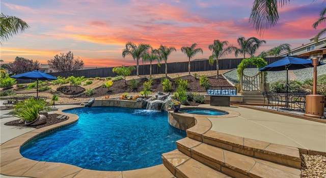 Photo of 25004 Crestpeak Ct, Menifee, CA 92584