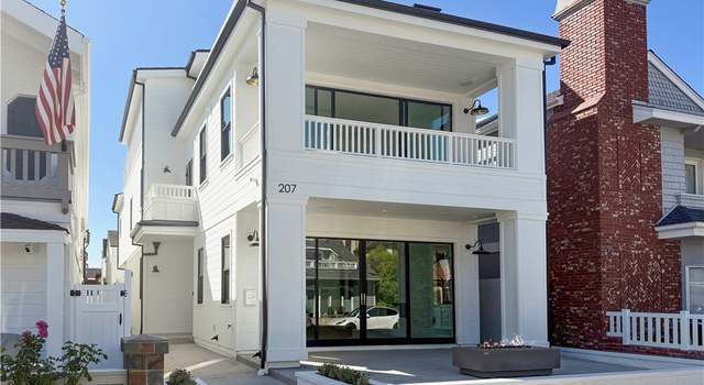 Photo of 207 Garnet Ave, Newport Beach, CA 92662