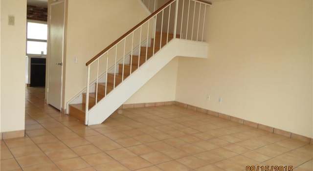 Photo of 430 Carriage Dr Unit B, Santa Ana, CA 92707