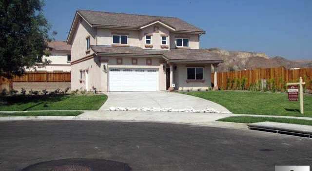 Photo of 12571 HUNNEWELL Ave, Sylmar, CA 91342