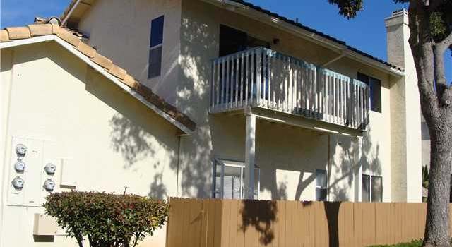 Photo of 1388 Palomar Pl, Vista, CA 92084