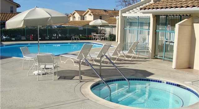 Photo of 1388 Palomar Pl, Vista, CA 92084