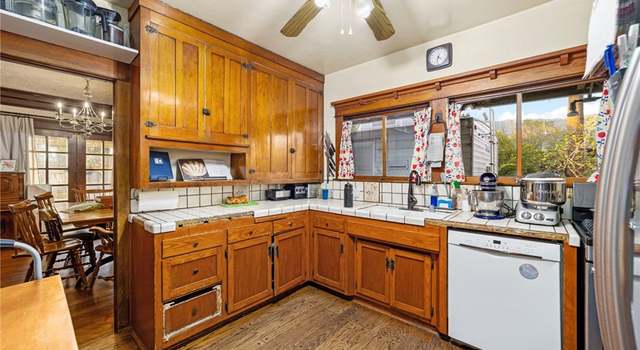 Photo of 110 N Vista Bonita Ave, Glendora, CA 91741