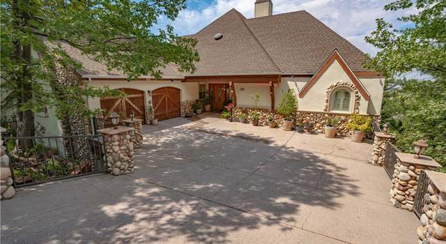 Photo of 131 Cypress Dr, Lake Arrowhead, CA 92352