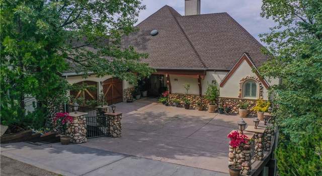 Photo of 131 Cypress Dr, Lake Arrowhead, CA 92352