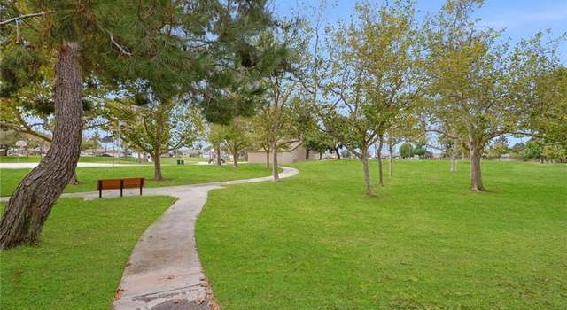 Photo of 18262 Parkview Ln #104, Huntington Beach, CA 92648