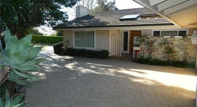 Photo of 8660 Dunaway Dr, La Jolla, CA 92037
