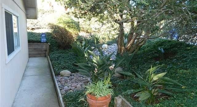 Photo of 8660 Dunaway Dr, La Jolla, CA 92037