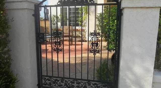 Photo of 1366 Woodview Ct, Oceanside, CA 92056
