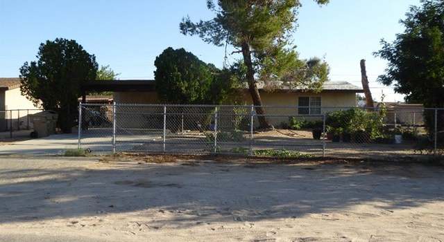 Photo of 16345 Pine St, Hesperia, CA 92345