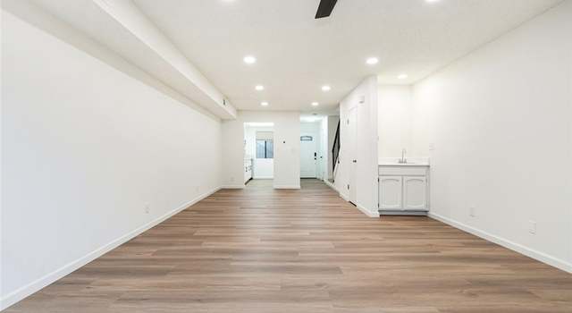 Photo of 431 E Verdugo Ave Unit F, Burbank, CA 91501