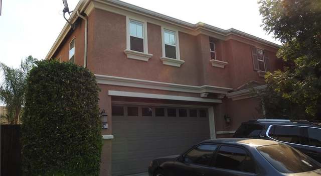 Photo of 907 Papaya St, Madera, CA 93638