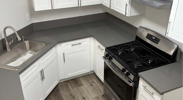 Photo of 13750 Hubbard St #28, Sylmar, CA 91342