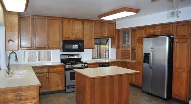 Photo of 4142 Lynette Cir, Oceanside, CA 92056