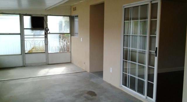 Photo of 890 S Gilbert St, Hemet, CA 92543