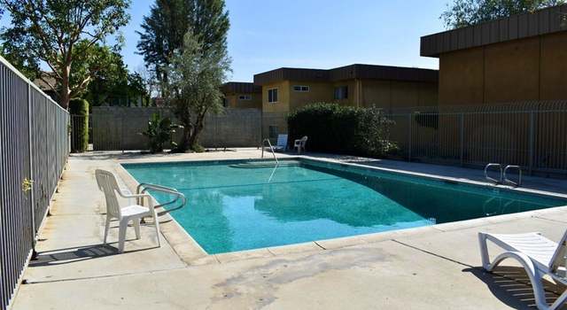 Photo of 19044 Archwood St #9, Reseda, CA 91335
