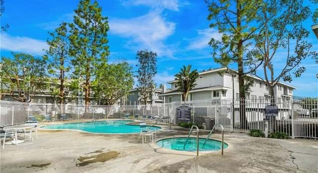 Photo of 8120 Surfline Dr Unit D, Huntington Beach, CA 92646