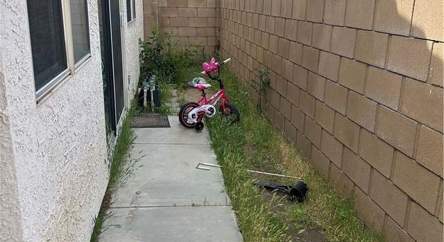 Photo of 1031 E Avenue J3, Lancaster, CA 93535