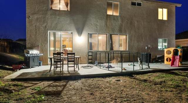 Photo of 13803 Coolidge Way, Oak Hills, CA 92344
