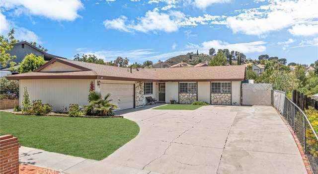 Photo of 26111 Abdale St, Newhall, CA 91321