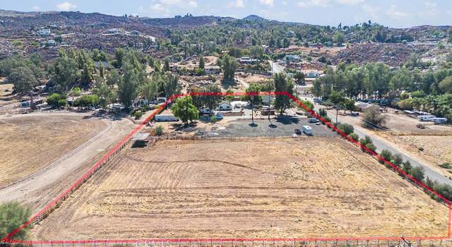 Photo of 27628 Hemet St, Hemet, CA 92544