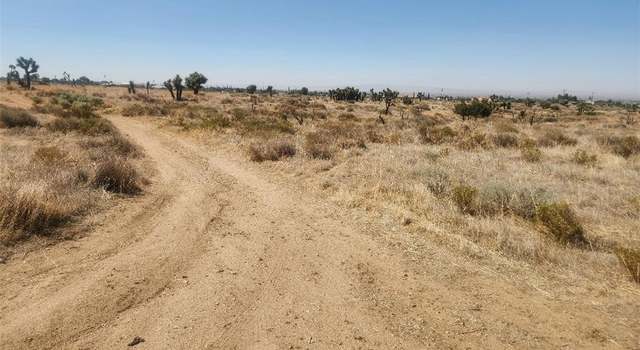 Photo of 1 Branding Iron Rd, Phelan, CA 92371