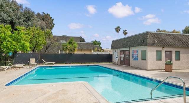 Photo of 19030 Hamlin St #2, Reseda, CA 91335