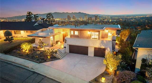 Photo of 1127 Sweetbriar Dr, Glendale, CA 91206