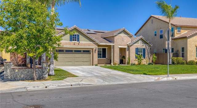 Photo of 557 Peregrine Ln, San Jacinto, CA 92582
