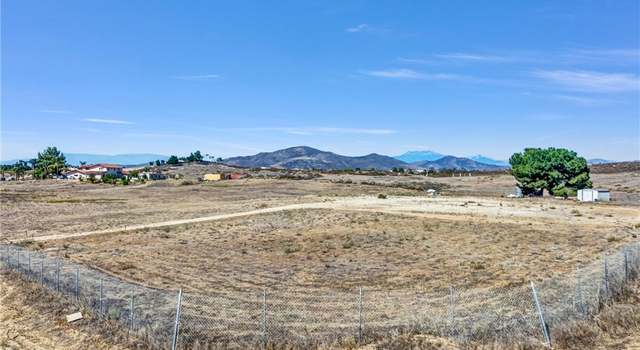 Photo of 37880 Pourroy Rd, Winchester, CA 92596