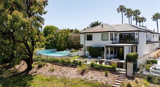 Photo of 19476 Woodlands Dr, Huntington Beach, CA 92648