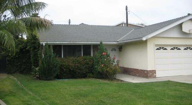 Photo of 205 Susannah Pl, Costa Mesa, CA 92627