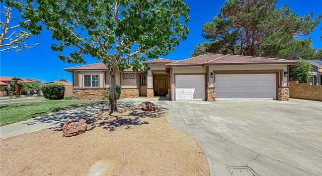 Photo of 43256 W Durango Ln, Lancaster, CA 93536