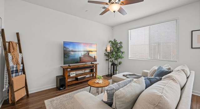 Photo of 34755 Mustang Ln, Fallbrook, CA 92028