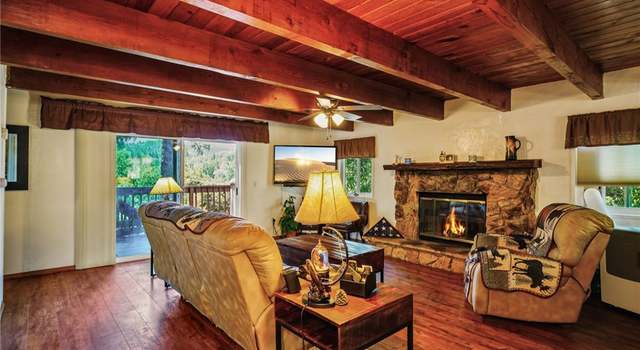Photo of 463 Delle Dr, Crestline, CA 92325
