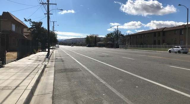Photo of 38578 10th St E, Palmdale, CA 93550
