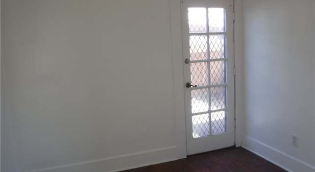 Photo of 1339 Termino Ave, Long Beach, CA 90804