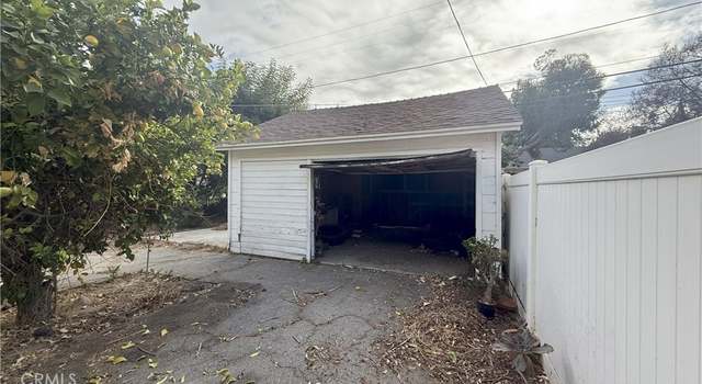 Photo of 22030 De La Osa St, Woodland Hills, CA 91364