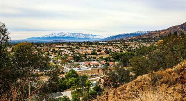 Photo of 7042 Dover Ct, Highland, CA 92346