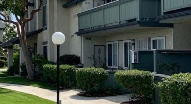 Photo of 18272 Parkview Ln #203, Huntington Beach, CA 92648