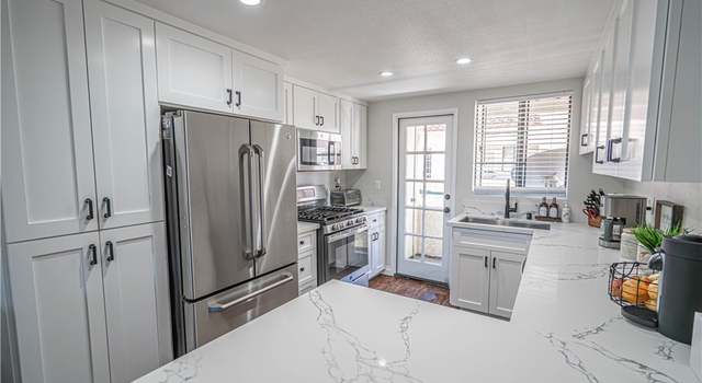 Photo of 18111 Erik Ct #445, Canyon Country, CA 91387