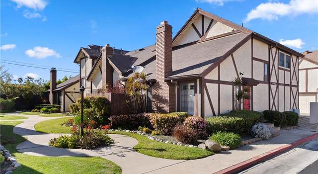 Photo of 543 W Wilson St #6, Costa Mesa, CA 92627