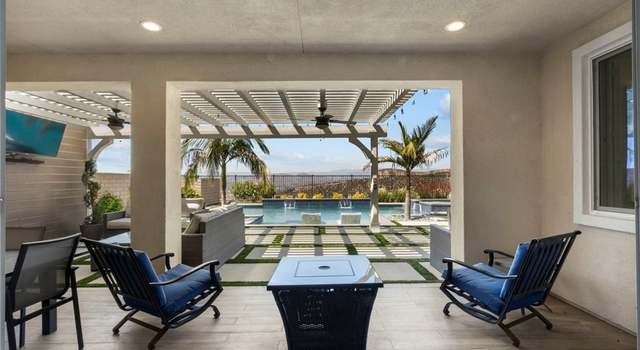 Photo of 18689 Big Cedar Dr, Santa Clarita, CA 91387