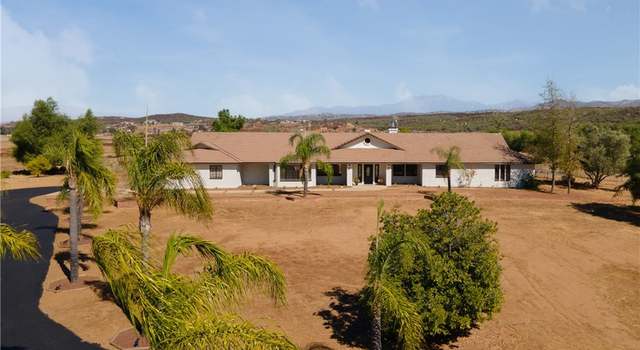 Photo of 41600 Intrepid Rd, Hemet, CA 92544