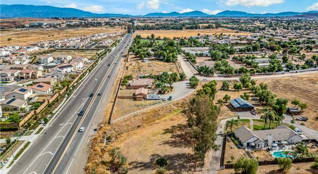 Photo of 32978 Galleano Ave, Winchester, CA 92596
